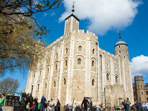 Best Attractions in London | 50 Essential London Sights You Have To See