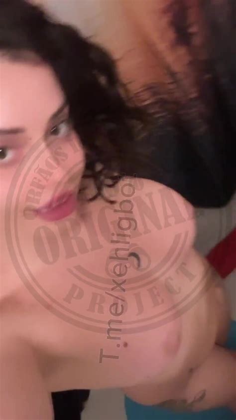 Leaked Video Of Naked Tiktoker Xehli G Showing Her Silicone Breasts