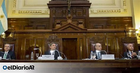 El Gobierno amplió la recusación contra los jueces de la Corte en la