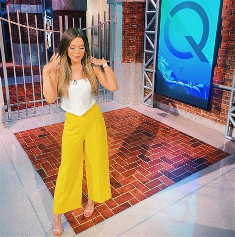 Jackie Redmond MLB Network NHL Network NHL On TNT WWE Network Peacock TV R Hot Reporters