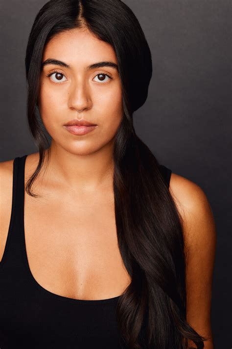 Hot Sexy Aminah Nieves Bikini Pics