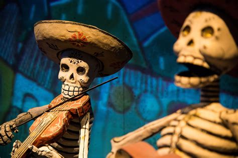Mexican papier-mâché means a party on Day of the Dead and beyond
