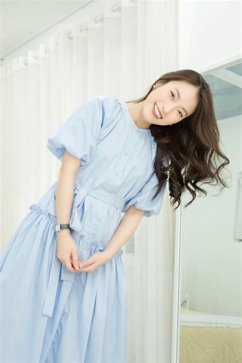 Hot girl 7 thứ tiếng Khánh Vy Từng có ý định bỏ học để làm ca sĩ