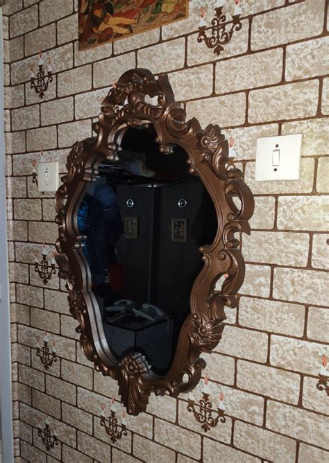 Зеркало в ажурной раме