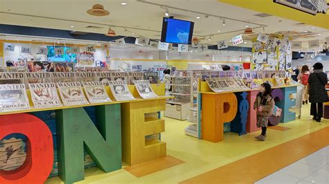 Went shopping at One Piece "Mugiwara Store" in Osaka,Japan! : r/OnePiece