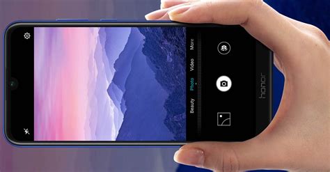 Honor 8A 3Gb/32Gb Gold (Золотой) - купить Смартфон в Санкт-Петербурге ...