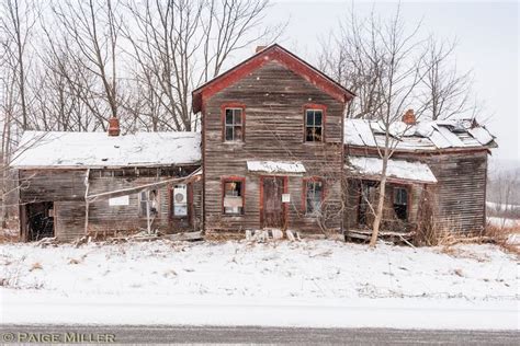 Fillmore, NY | Abandoned houses, Old abandoned buildings, Abandoned ...