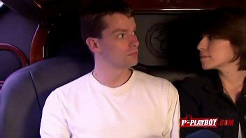 Joven Esposa Swinger Experimenta Un Orgasmo Intenso XVIDEOS