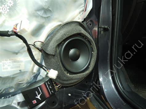 Замена передних и задних динамиков в Kia Sportage 3