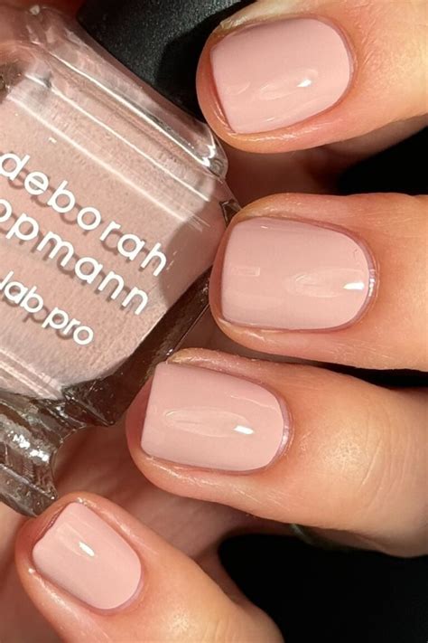 Stunning Nude Nails For Every Skin Tone