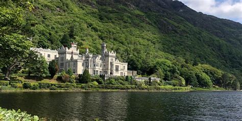 visiting  picturesque kylemore abbey