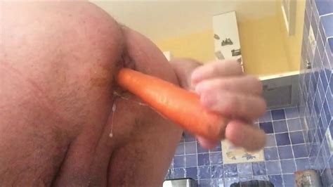 Une Carotte Dans Mon Anus Manx Gay Man Man Porn Xhamster