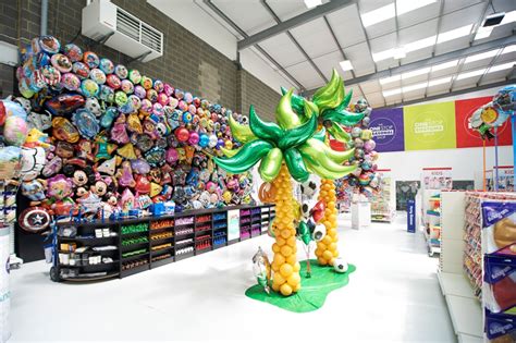 Showroom : Amscan International