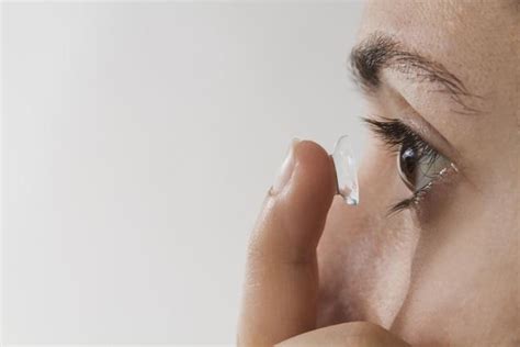 Safety Tips For New Contact Lens Wearers Mcdonald Eye Care Associates
