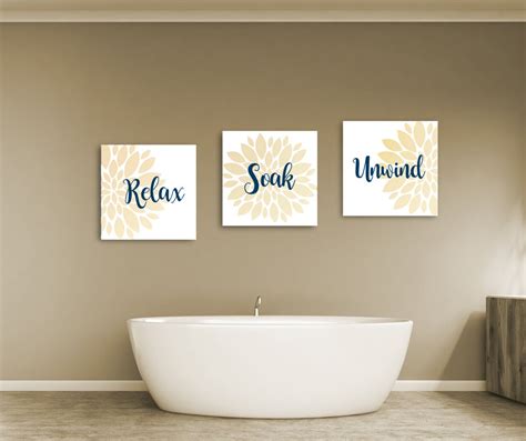 How To Decorate Bathroom Walls 4 Bathroom Wall Art Ideas