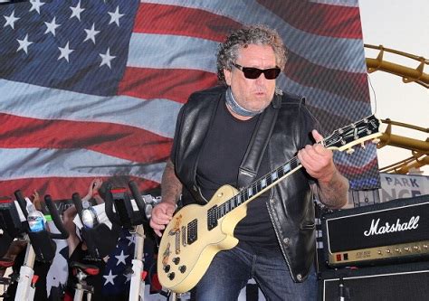 Steve Jones Sex Pistols Rockbook Hu