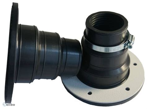 Простой способ герметичного заведения пластиковой водопроводной трубы в ...