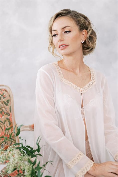 Vintage S White Lace Lingerie Bridal Peignor Sheer Robe Etsy