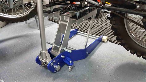 Hydraulics upgrades will make the engine lift Harbor Freight better