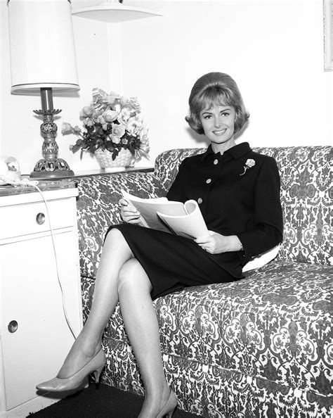 This retrospective explains why the donna reed show was so popular 6