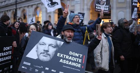 El tribunal aplaza la decisión sobre el recurso de Assange y retrasa su