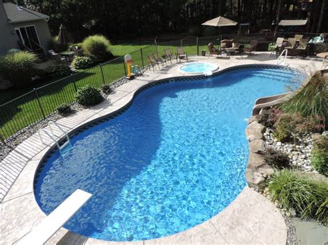 Pin By Summer Torrence On Pool Designs Backyard Pool Landscaping