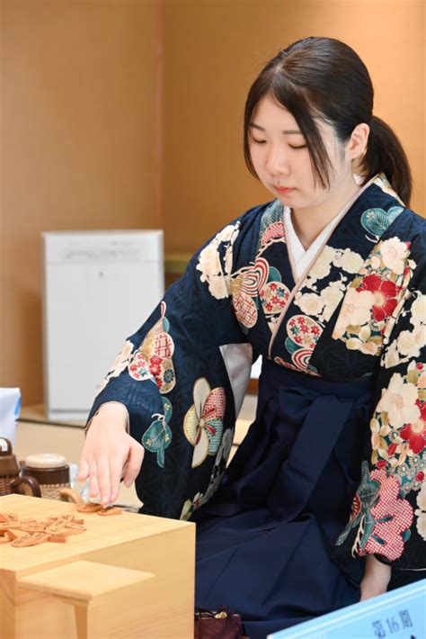 日本将棋連盟 女流棋士会 on Twitter RT mynavi shogi 今日もまた美しい