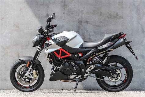 Aprilia Shiver 900