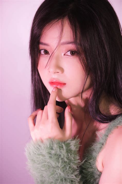 10 năm trước bất ngờ nổi đình đám hot girl ảnh thẻ giờ ra sao Báo Dân trí