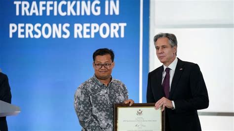 Cambodia arrests investigative journalist who exposed trafficking, scam ...