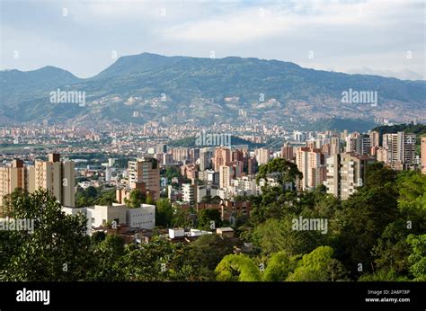 Medellin Hi Res Stock Photography And Images Alamy