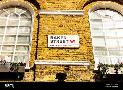 Baker Street London Uk Baker Street Baker Street Sign London W1