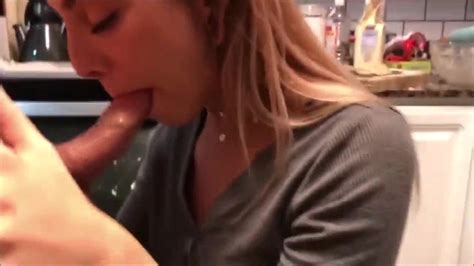 Hot Wife Sucking Her Husband S Cock And Cumming On His Face Cnn Amador