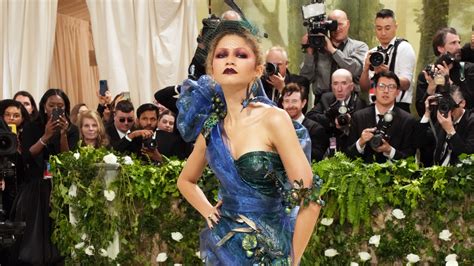rating red carpet fashion    met gala part  celebrity