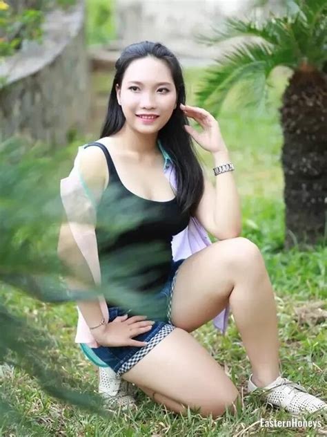 Top Hot And Sexy Vietnamese Women Girls