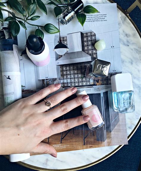 An Easy, At Home Manicure Routine - The Lipstick Narratives | Everyday