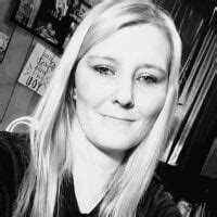 Petite Milf Nude Strip On Webcam For Live Sex Chat InTheCrack