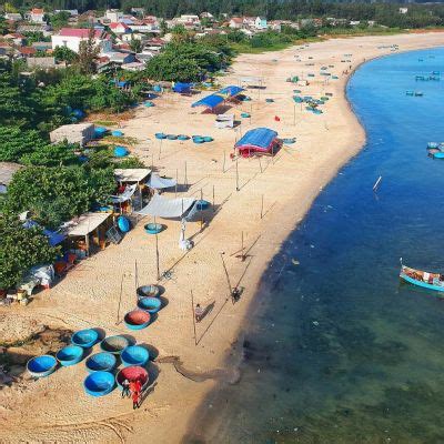 Binh Chau Beach 🏖️ Binh Chau, Quảng Ngãi, Vietnam - detailed features ...