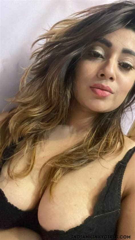 Gorgeous Indian Model Nude Showing Great Body Indian Nude Girls