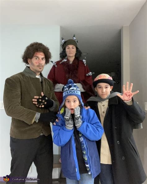 Home Alone 2 Family Costume