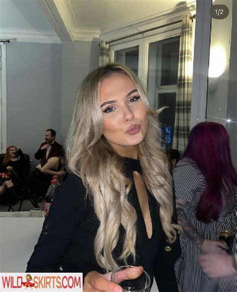 Sophie Campbell Nude Leaked Photos And Videos Wildskirts