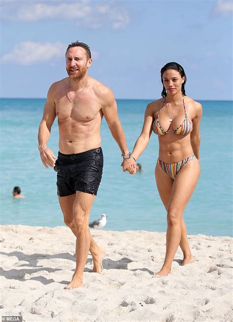 David Guetta Gets Hot And Heavy With Girlfriend Jessica Ledon Daily Mail Online