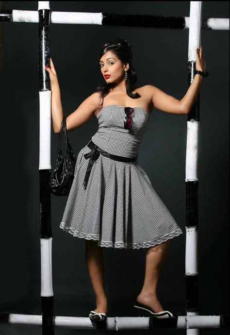 Padma Priya Latest Hot Hot Bollywood Actress