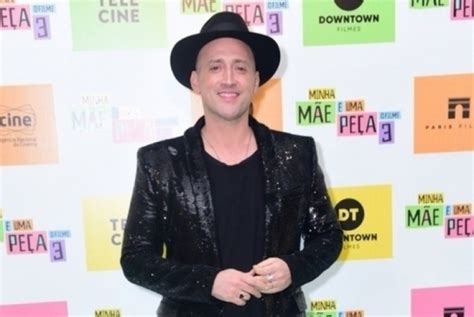 Paulo Gustavo fala sobre ausência de beijo gay em Minha Mãe é Uma Peça
