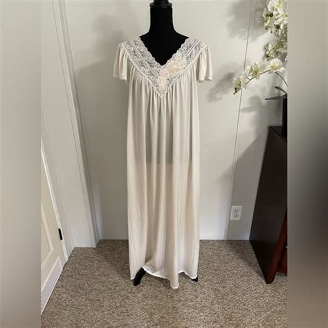 Shadowline Intimates Sleepwear Vintage Shadowline Nightgown