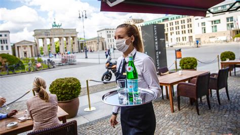 Berliner Gericht Kippt Corona Sperrstunde In Der Hauptstadt