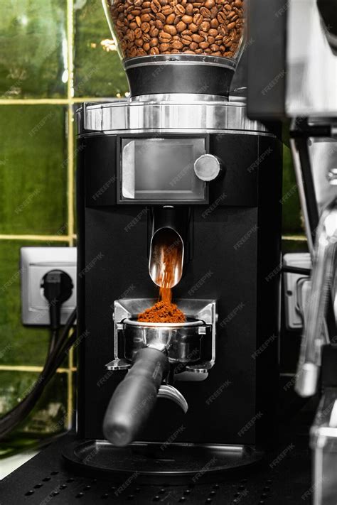 Maquina Cafe Moer Grao - Máquina de moer grãos de café | Foto Grátis