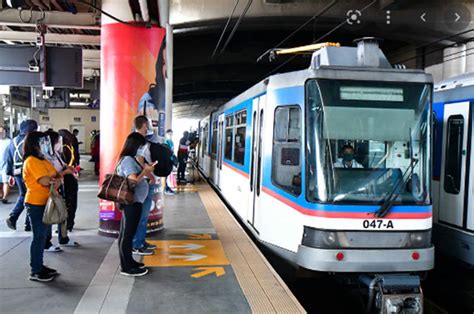 Mrt Offers Free Rides To Public On Rizal Day December