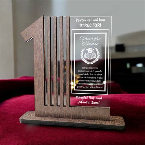 Trofeu personalizat - Cel mai bun director