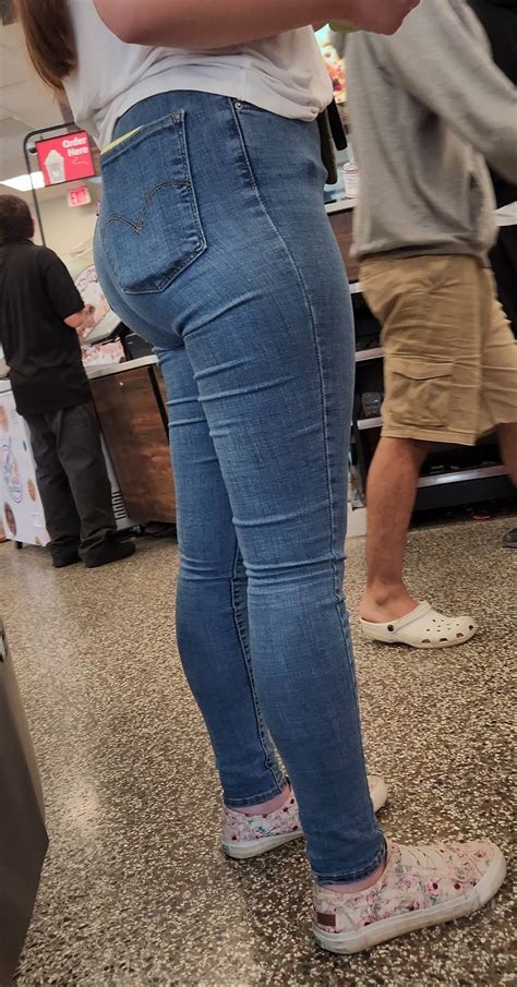 Oc Nice Ass In Levi S Tight Jeans Forum